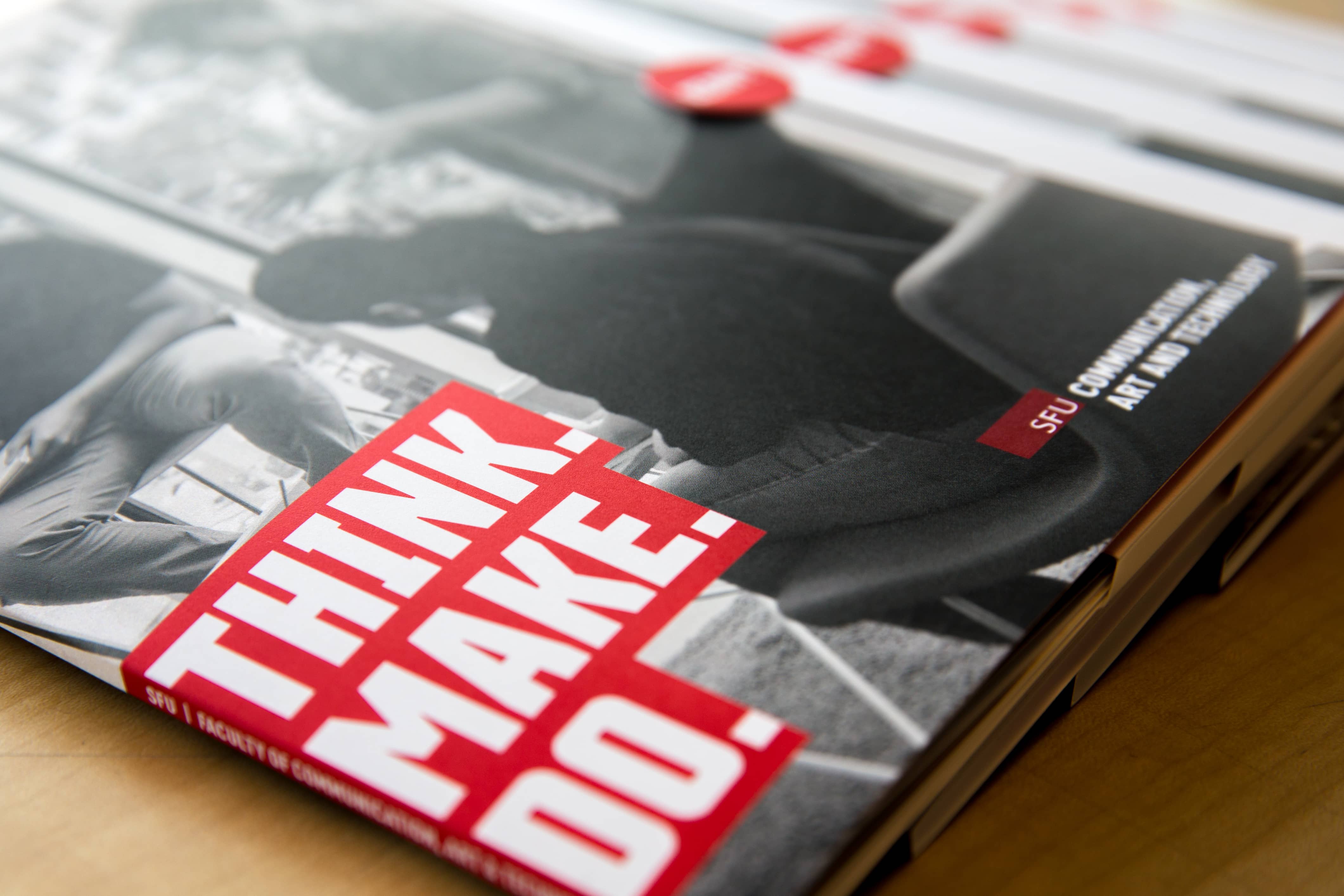 Cover logo of the promotional package